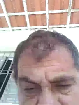Snapshot of Peludo173317 chatting on September 10, 1:43 pm Peludo173317 online show from September 10, 1:43 pm