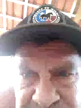 Snapshot of Peludo173317 chatting on December 17, 1:49 pm Peludo173317 online show from December 17, 1:49 pm