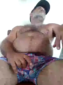 Snapshot of Peludo173317 chatting on December 6, 2:17 pm Peludo173317 online show from December 6, 2:17 pm