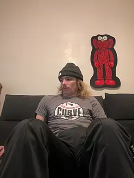 trippyski online show from January 2, 6:40 am