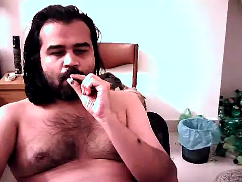 Snapshot of aksxi1 chatting on October 20, 1:59 pm aksxi1 online show from October 20, 1:59 pm
