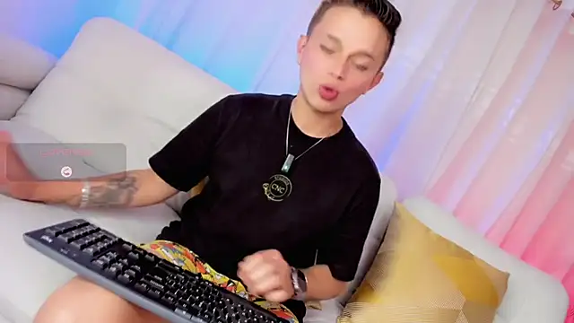 Tim wolf online show from February 25, 9:49 pm