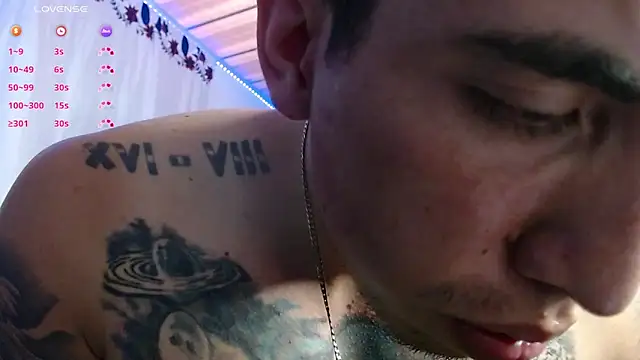 Adam Hudsond online show from December 18, 6:15 pm