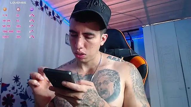 Adam Hudsond online show from January 9, 2:44 pm