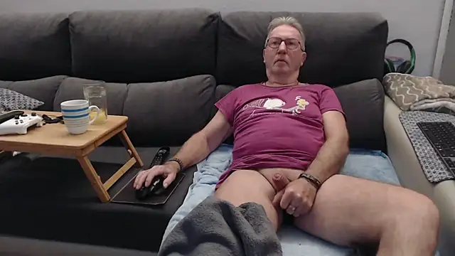 Nudelschwanz online show from February 20, 6:19 am