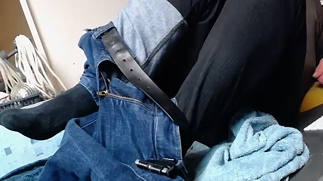 mike30nbg online show from February 2, 8:41 pm