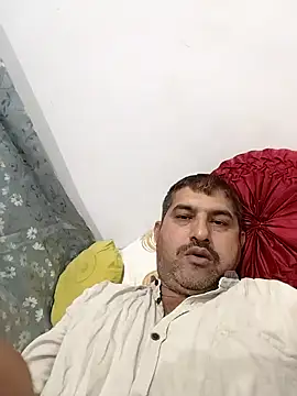 Amandev7 online show from April 16, 4:45 am