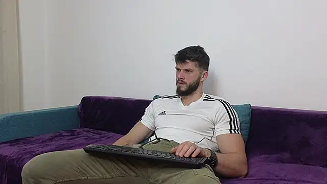 TheTopAlex online show from February 22, 9:34 am