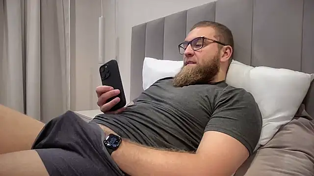 Bear bear  online show from October 22, 10:08 am