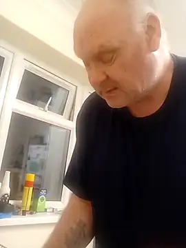 bigboy197311 online show from January 22, 10:38 pm