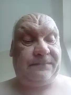 bigboy197311 online show from October 8, 6:40 am