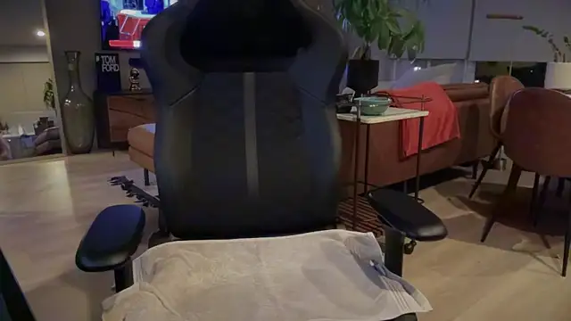 HungandThickLatin online show from March 5, 3:30 am