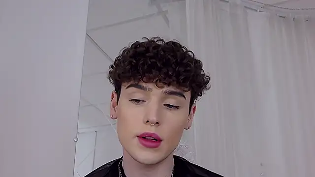 RobbyCharming online show from January 11, 4:27 am