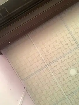 Hullax online show from October 31, 4:14 am