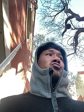 juniiorre online show from January 15, 11:58 am