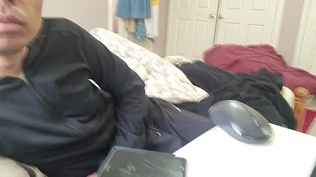 AmGuy23 online show from October 22, 2:59 am