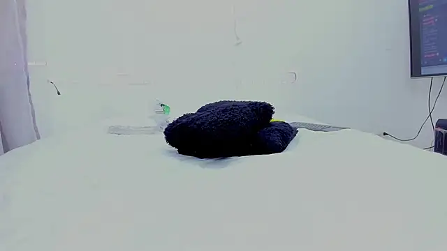 denny scobar1 online show from February 20, 6:19 am