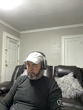 Snapshot of Cristian-Brayan chatting on September 15, 12:17 pm Cristian-Brayan online show from September 15, 12:17 pm