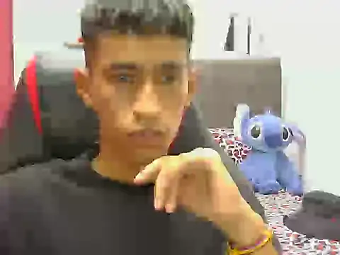 Angelstripboy online show from April 25, 5:43 pm