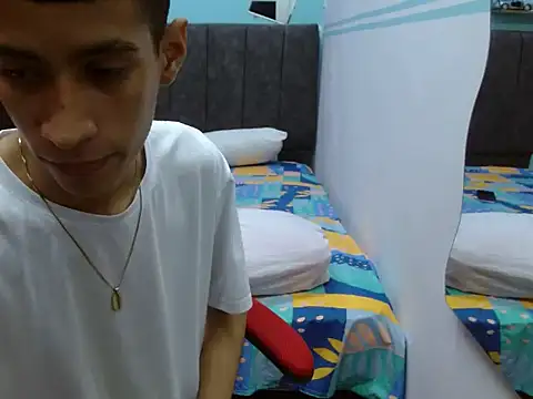 Snapshot of Angelstripboy chatting on December 5, 11:07 pm Angelstripboy online show from December 5, 11:07 pm