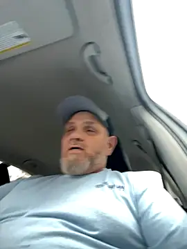 Snapshot of mrscum4u chatting on October 26, 9:50 pm mrscum4u online show from October 26, 9:50 pm
