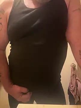 mrscum4u online show from May 18, 12:40 am