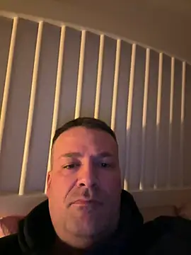 Adis1984Ger online show from February 7, 1:46 am