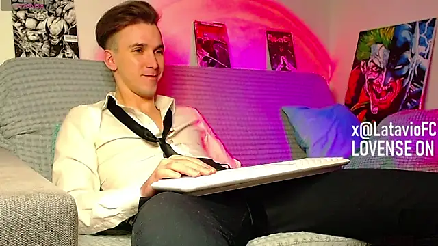 Midnighter  online show from May 28, 1:58 am
