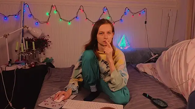 Frank Fraer online show from November 29, 5:48 pm