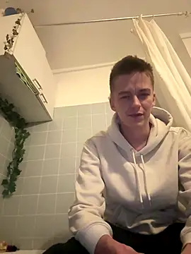 Toyjungee online show from December 22, 4:37 pm