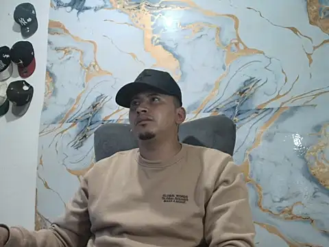 myke andrade online show from April 7, 4:12 am