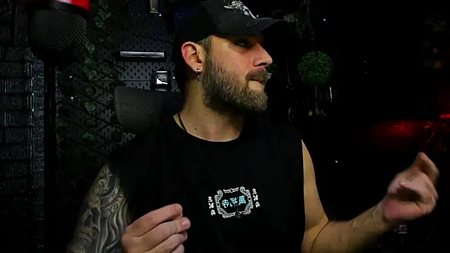 LexXHardy online show from April 8, 8:17 pm