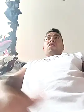 Diego leon27 online show from January 28, 6:49 pm