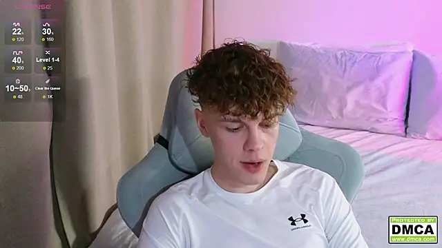 cute thomas online show from October 18, 7:52 pm