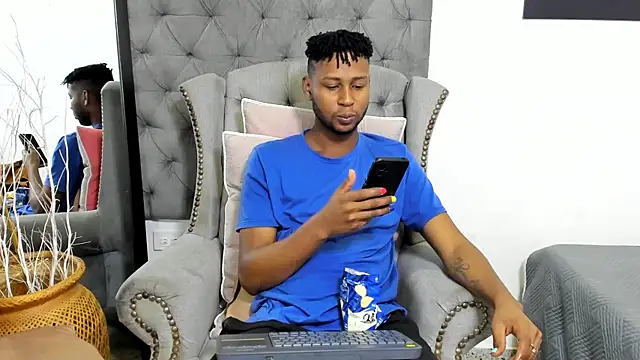 santhi lee online show from March 1, 2:37 am