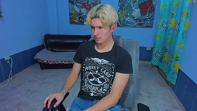 patrik 027 online show from November 3, 4:49 am