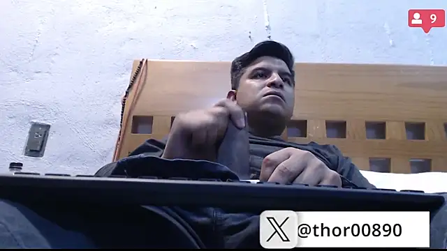 thor000089 online show from January 24, 3:43 am