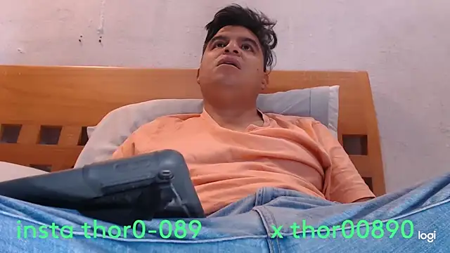 thor000089 online show from December 10, 3:33 pm