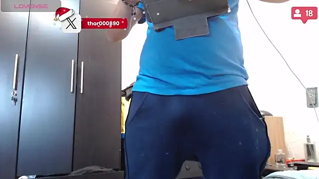 thor000089 online show from December 13, 6:27 pm