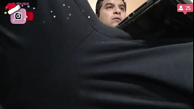 thor000089 online show from January 2, 6:12 pm