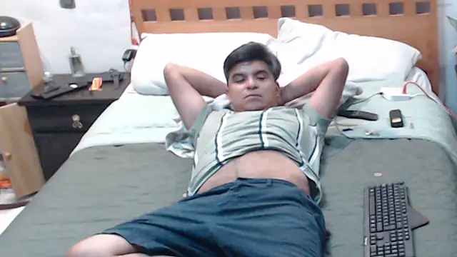 thor000089 online show from December 11, 3:55 pm