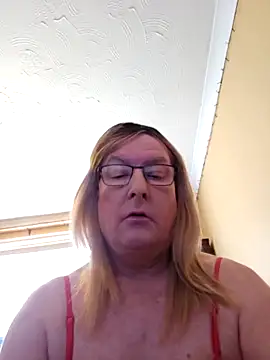 cuminmyknickers online show from April 15, 2:50 pm