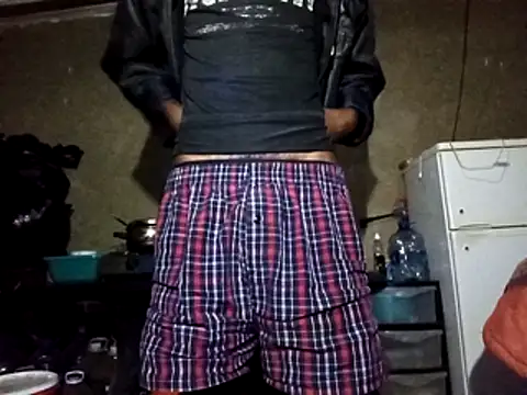 clintsix online show from April 6, 10:21 pm