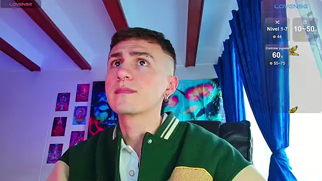 Snapshot of dimitri-bilak chatting on January 29, 10:32 pm dimitri-bilak online show from January 29, 10:32 pm