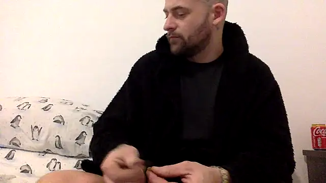 bigguy101 online show from December 14, 8:05 pm