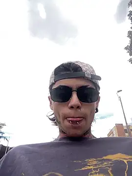 AcidMilo online show from November 27, 4:21 pm