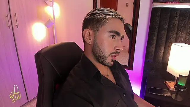 ItsMeEros online show from October 12, 10:37 pm