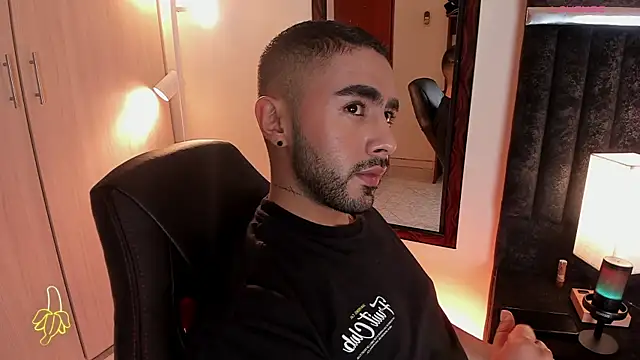 ItsMeEros online show from November 3, 11:06 pm