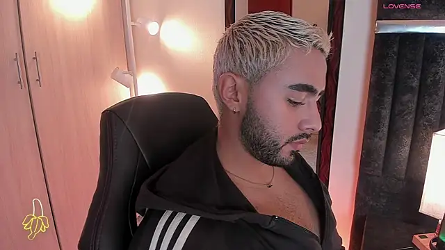 ItsMeEros online show from September 22, 9:58 pm