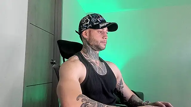  jamesleandros1 online show from May 23, 2:06 am
